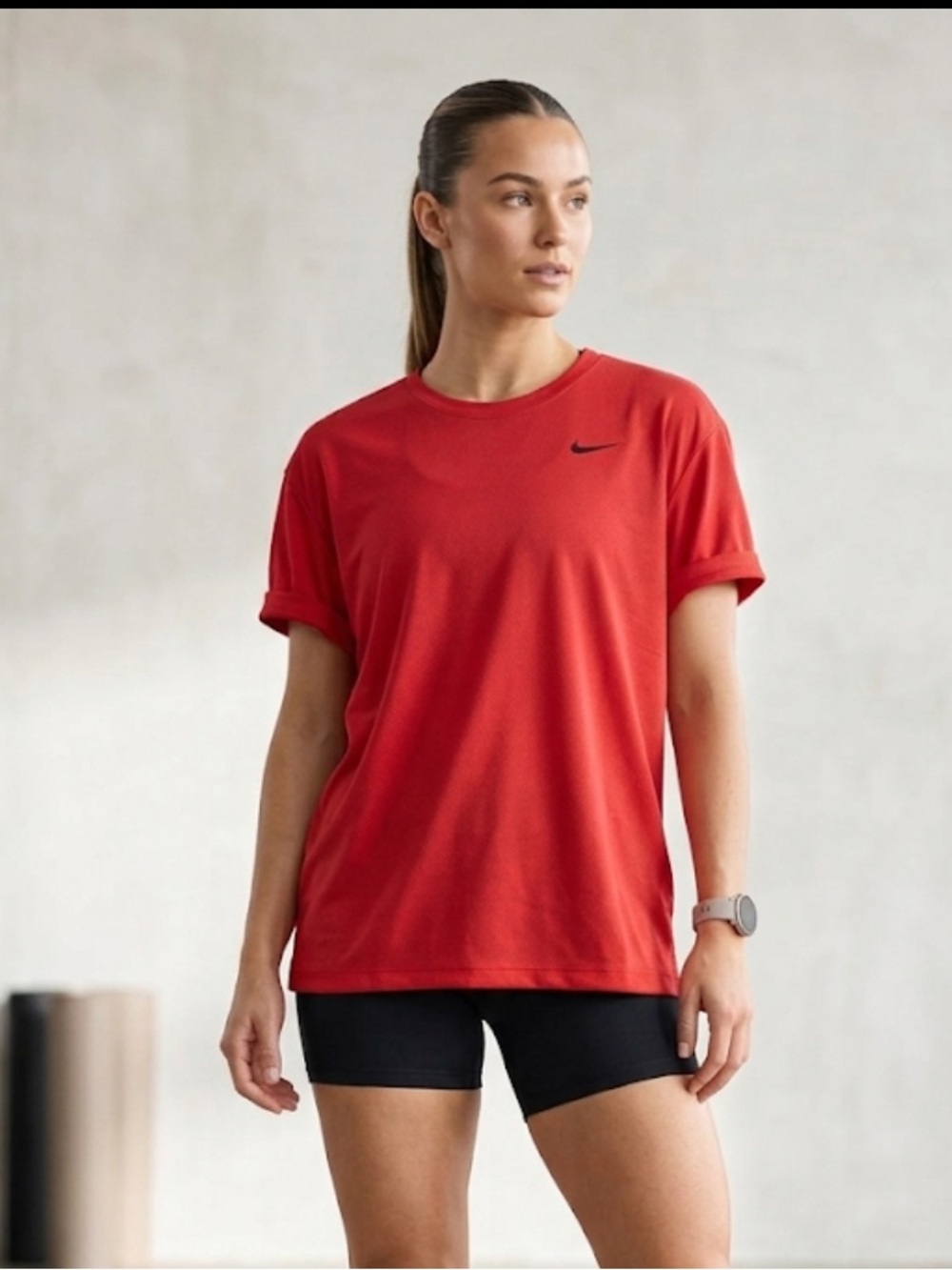 Nike Women’s Red Short Sleeve Performance Tee